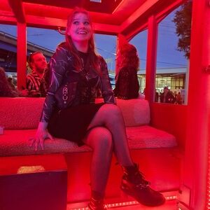 MEET THE POSHER - Offers are welcome!